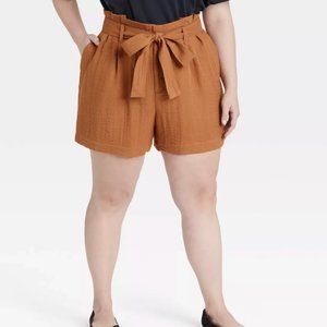 A New Day size Large Casual Tan Linen Paperbag Tie Shorts.